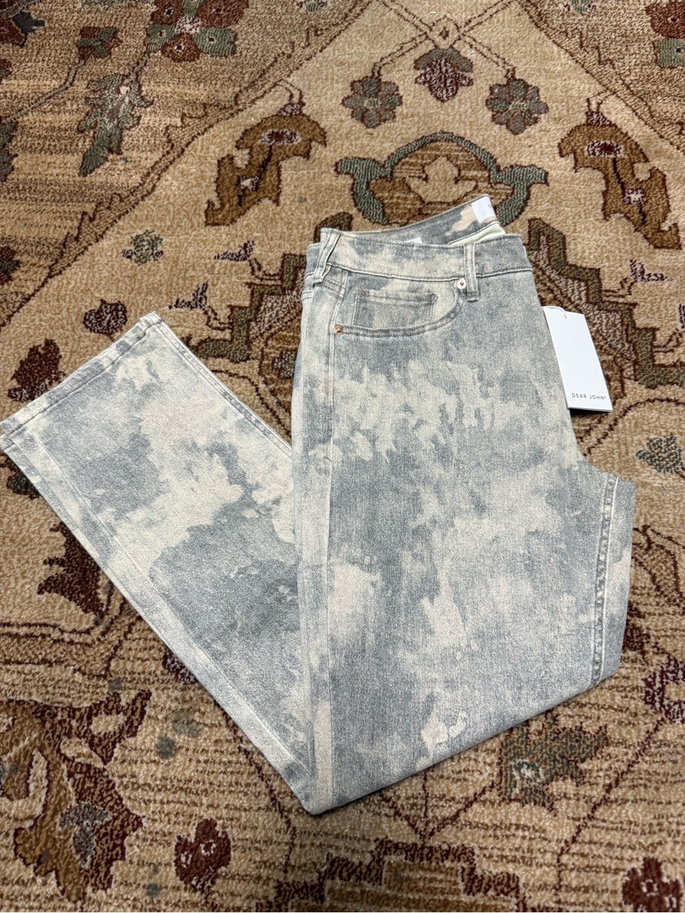 NWT Dear John Blaire straight leg jeans in spring camo 30